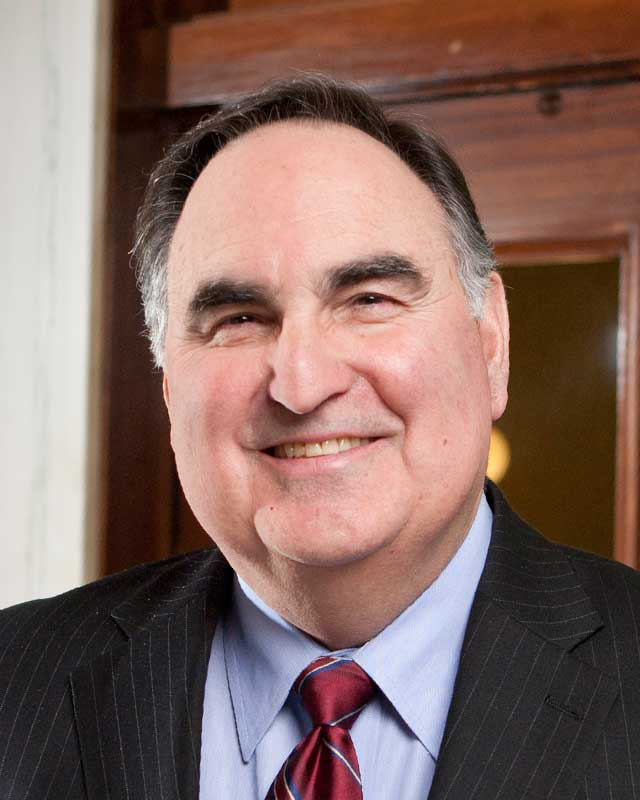 Headshot of Paul DeMuniz