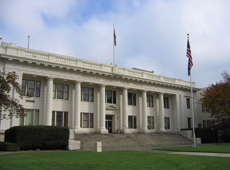 Picture of the front of the Douglas courthouse